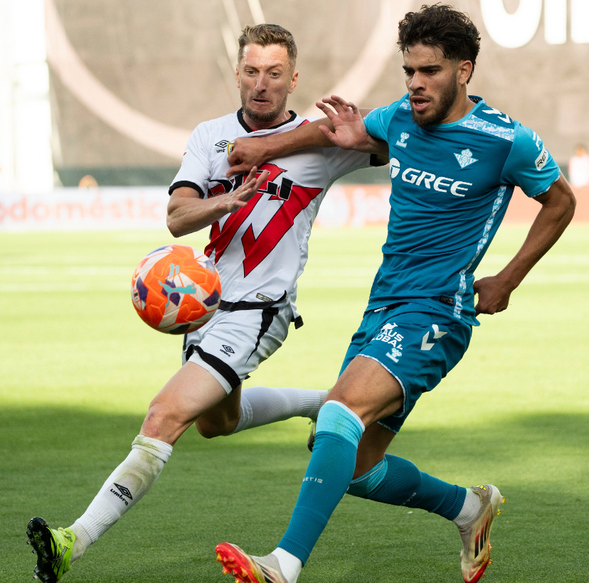 Cucho and Isco Lead Betis Comeback in Draw vs Rayo